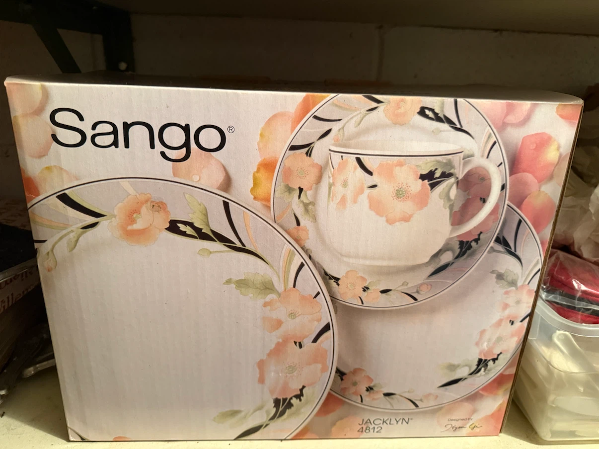 Sango Jacklyn 20-Piece Stoneware Set