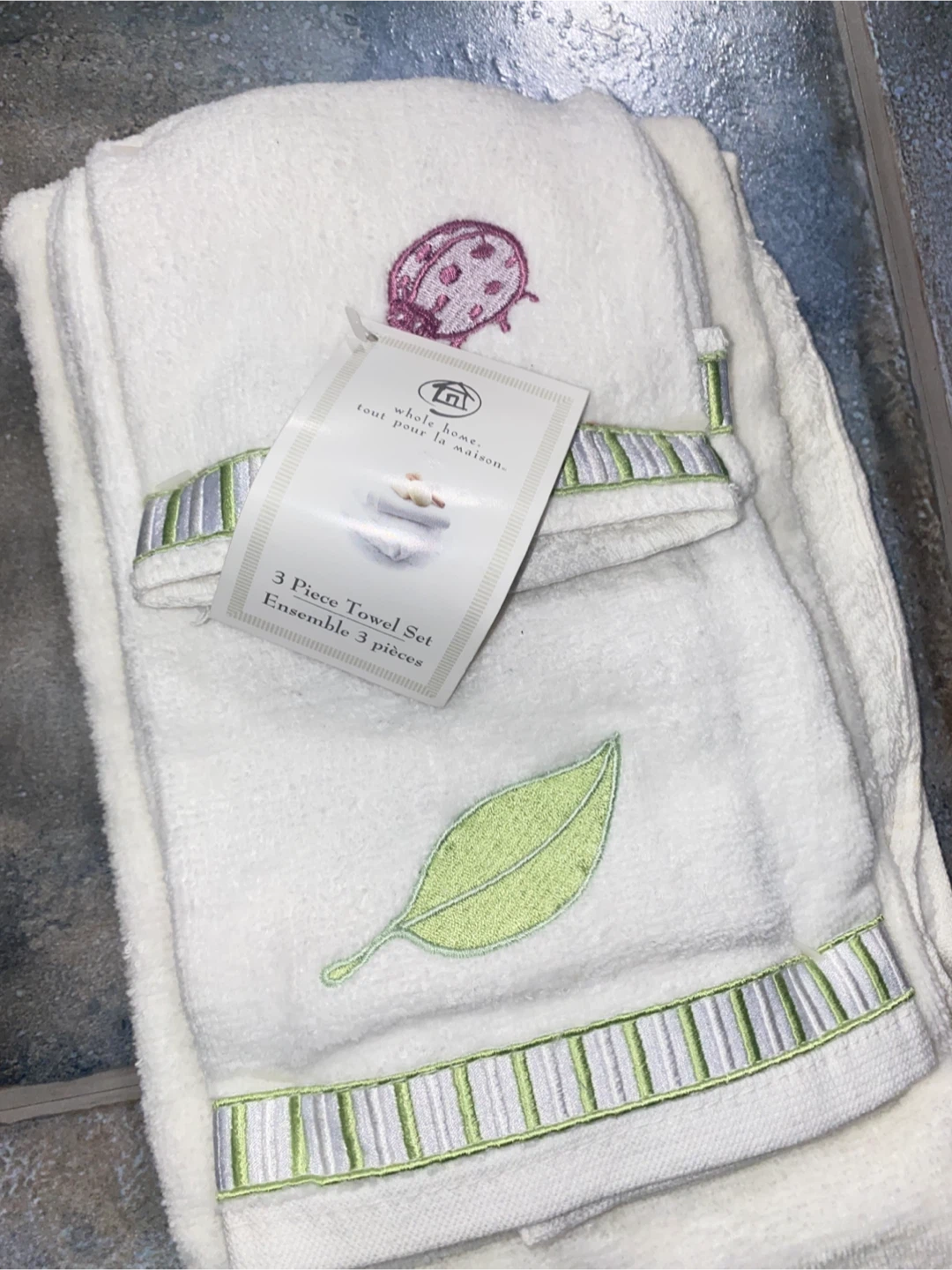 Whole Home 3 Piece Towel Set Ladybug Motif - photo 2
