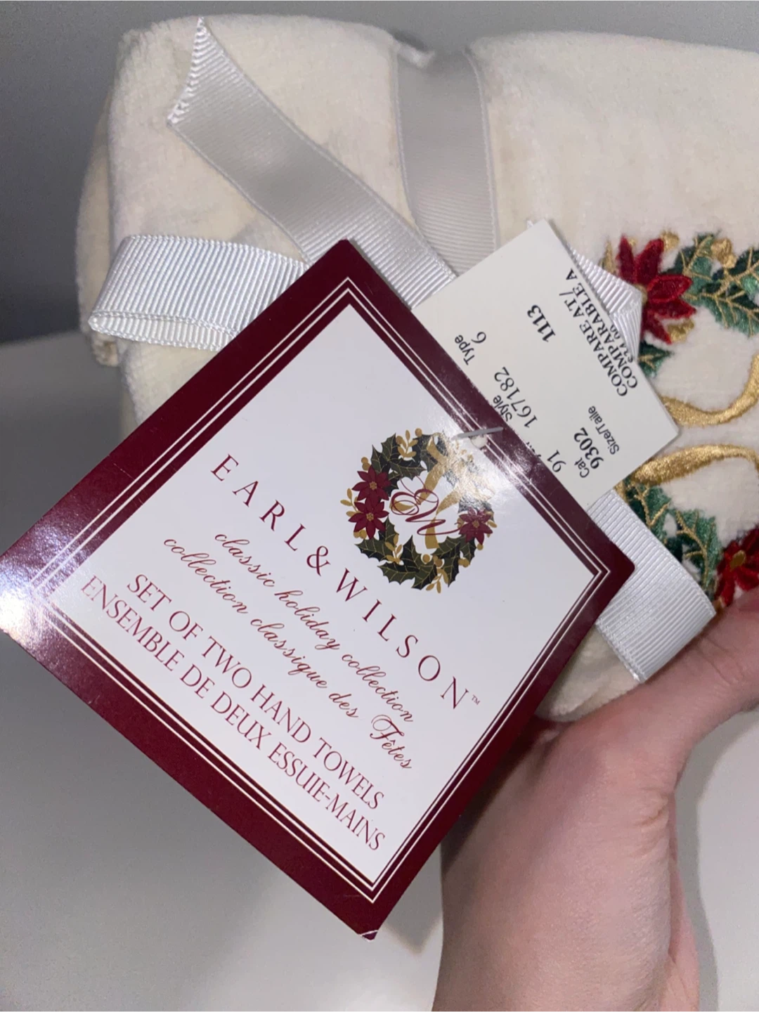Earl & Wilson Holiday Hand Towel Set - photo 2
