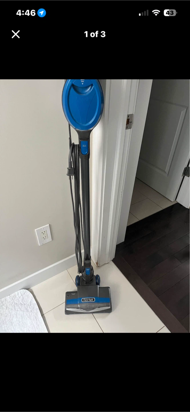 Rocket Shark vacuum