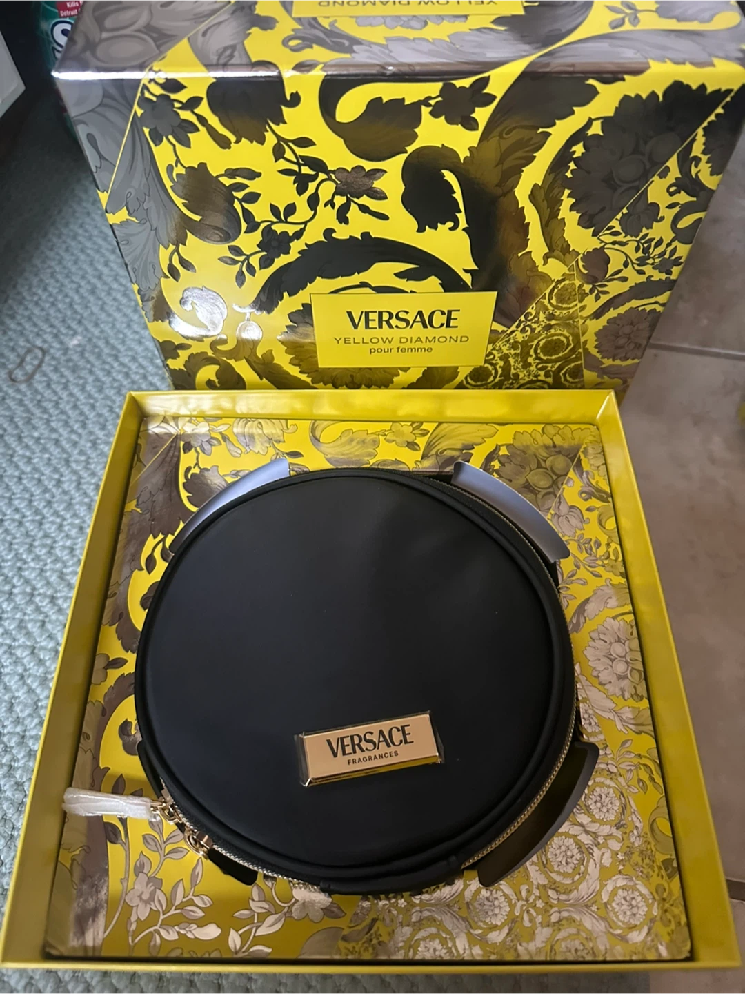Versace Yellow Diamond Perfume Gift Set - photo 3