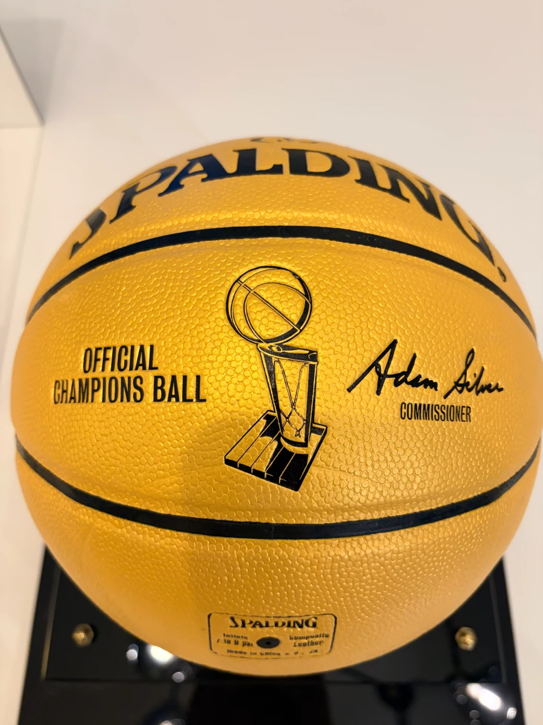 Raptors 2019 NBA Champions Gold Spalding Ball 1967/2019 - photo 5