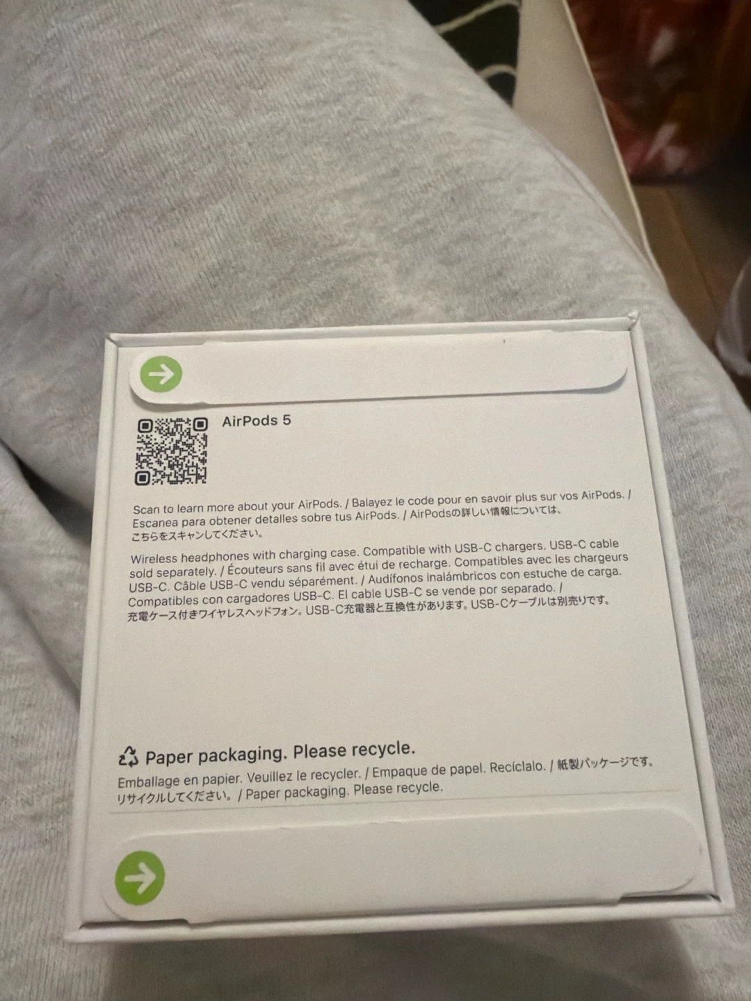 Brand new un-opened AirPods 5 - photo 2