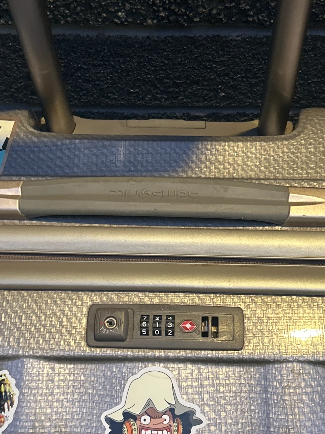 28" Samsonite and 30" Rockland Luggage Set - photo 2