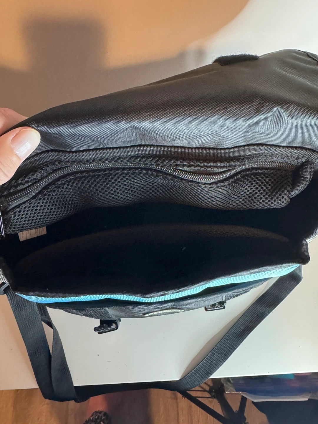 Nintendo Wii Messenger Carry Bag - photo 4