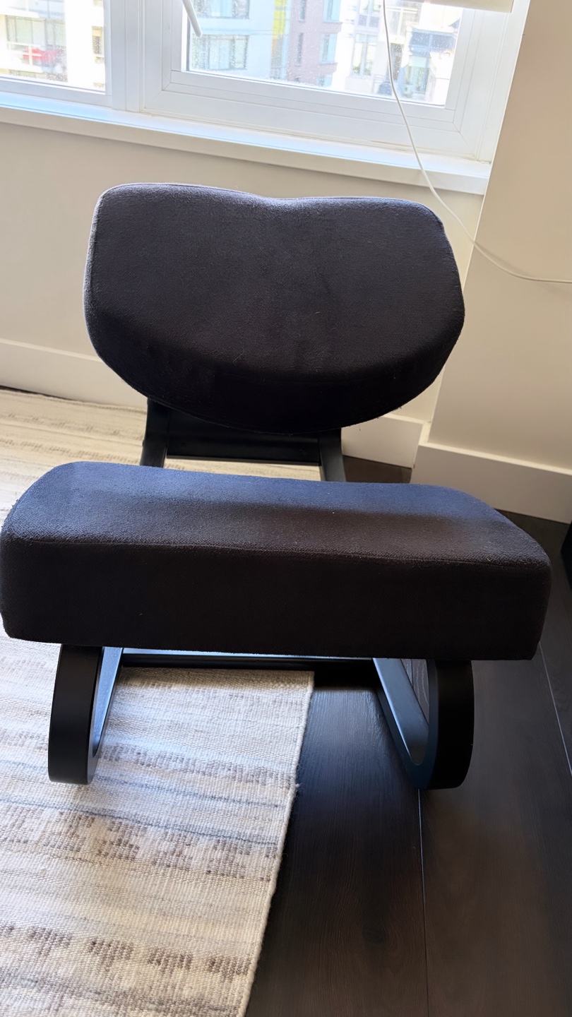 Ergonomic Kneeling Chair