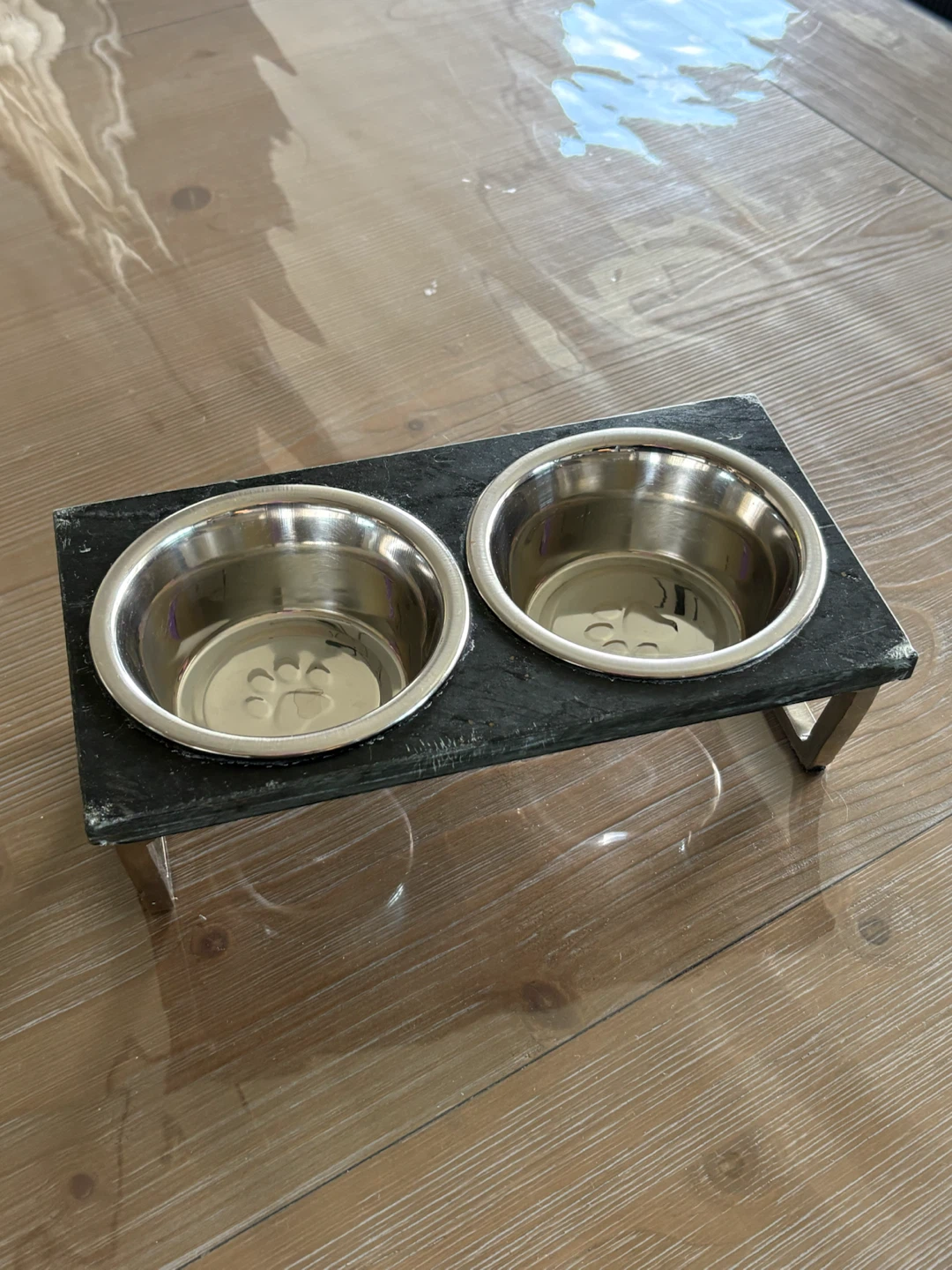 Double Elevated Pet Bowl Station