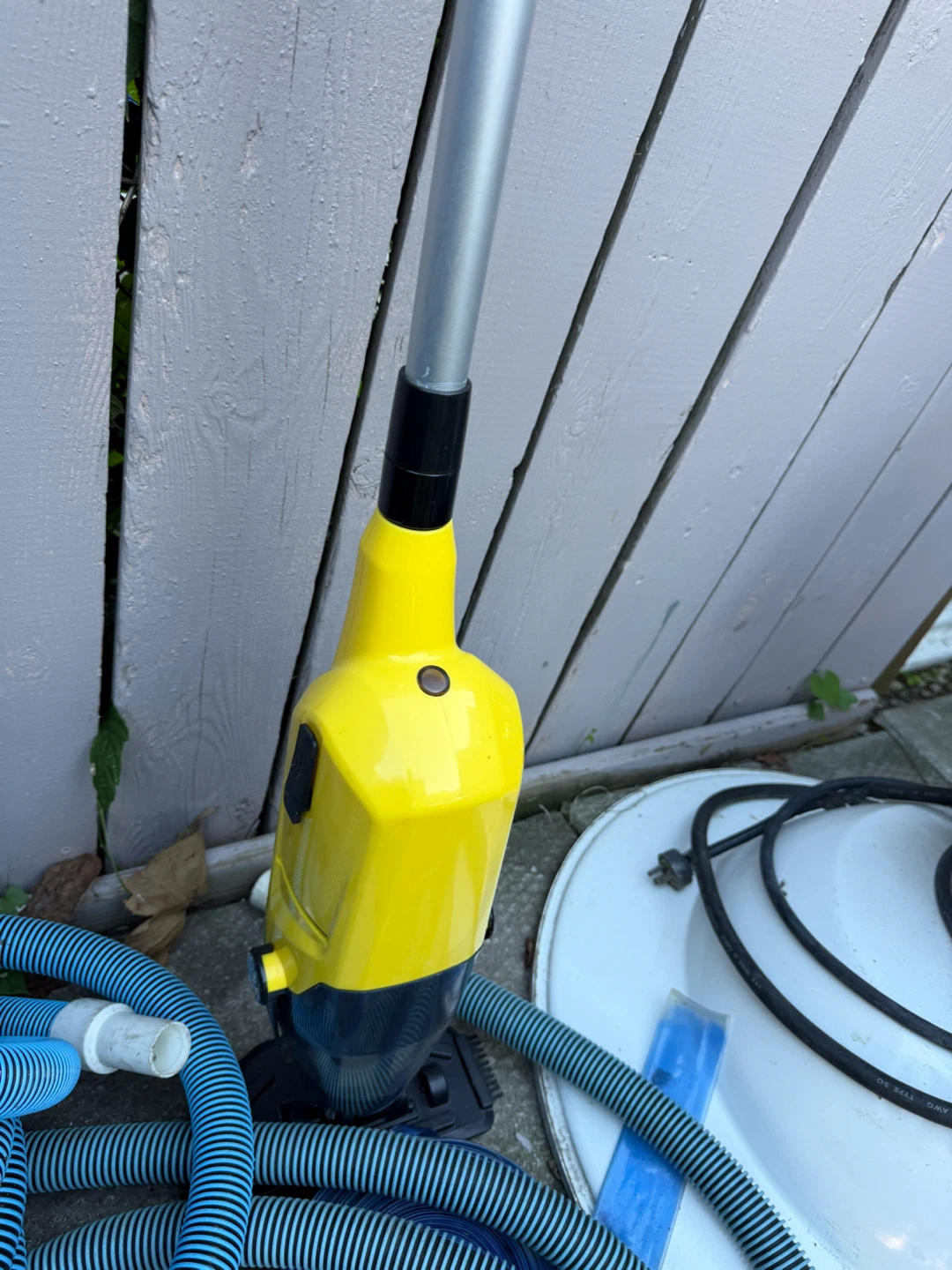 Swimming Pool Cleaning Kit with Vacuum and Accessories - photo 4