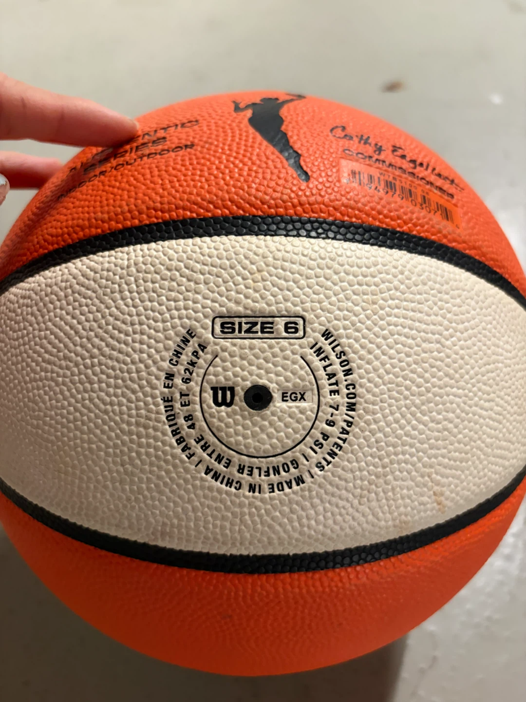 Wilson WNBA Basketball and Nike Bag - photo 2