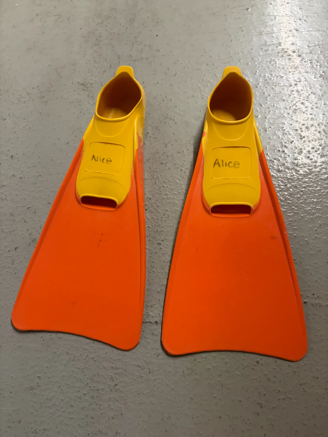 Floating Swim Fins with Carry Bag - photo 2