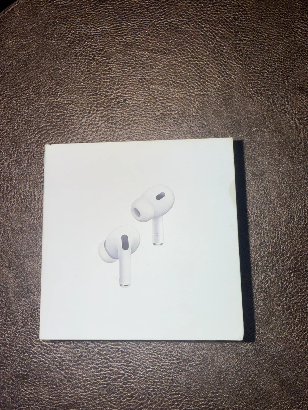 Apple AirPods Pro Charging Case - photo 2