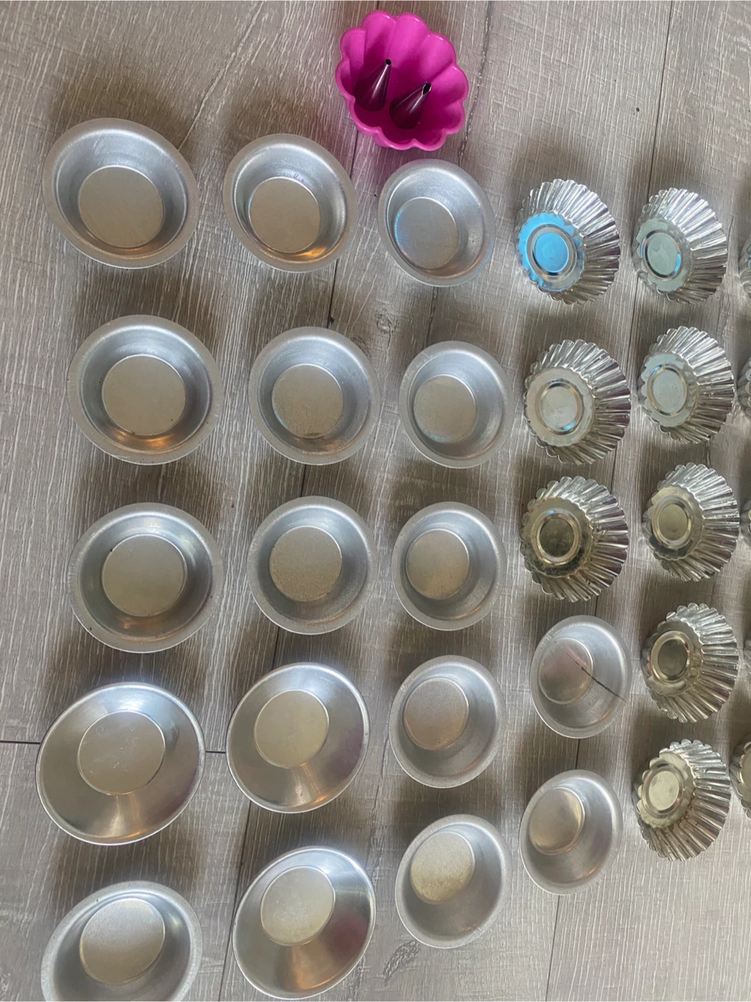 Assorted Metal Baking Tart Moulds - photo 4