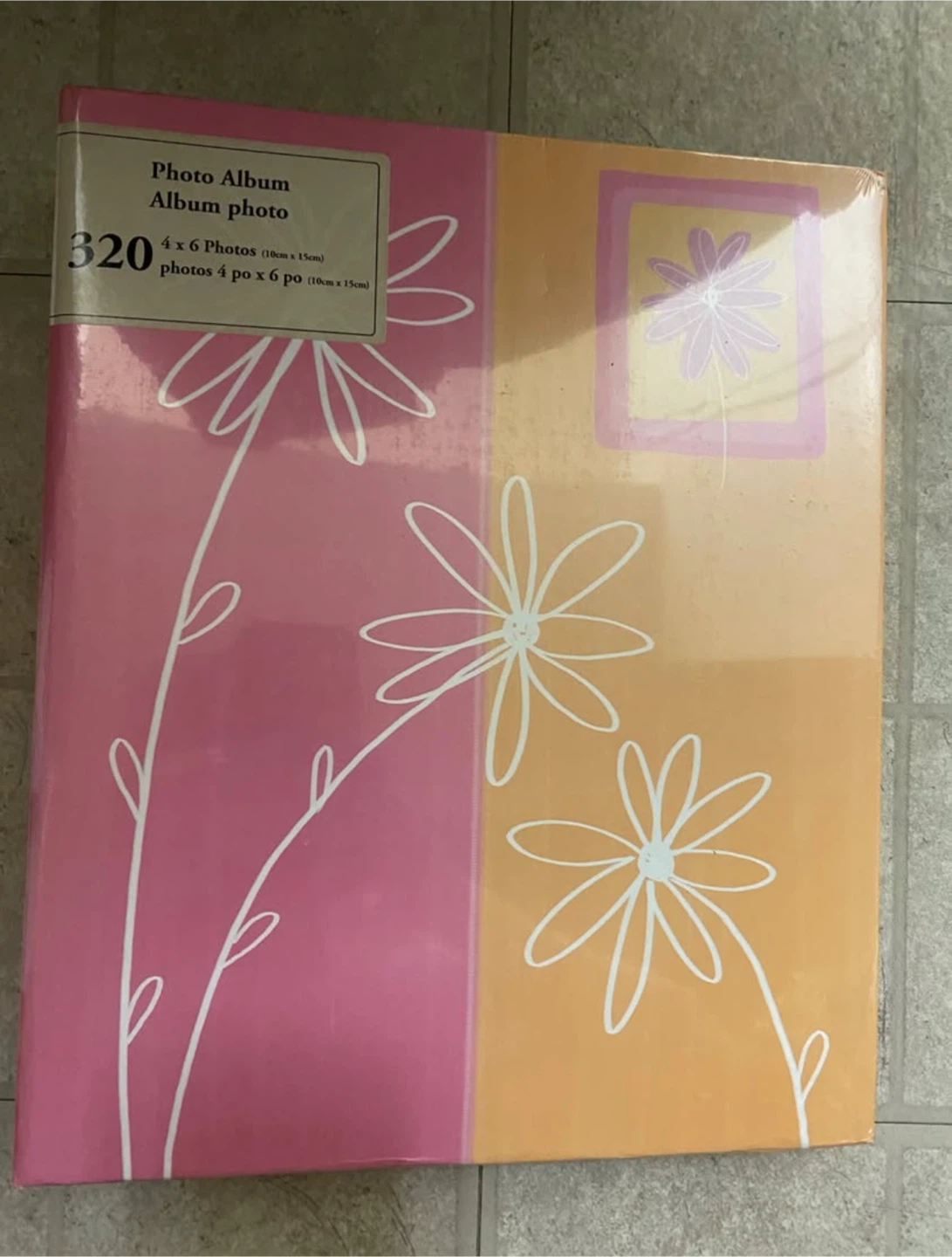 Daisy Print Photo Album
