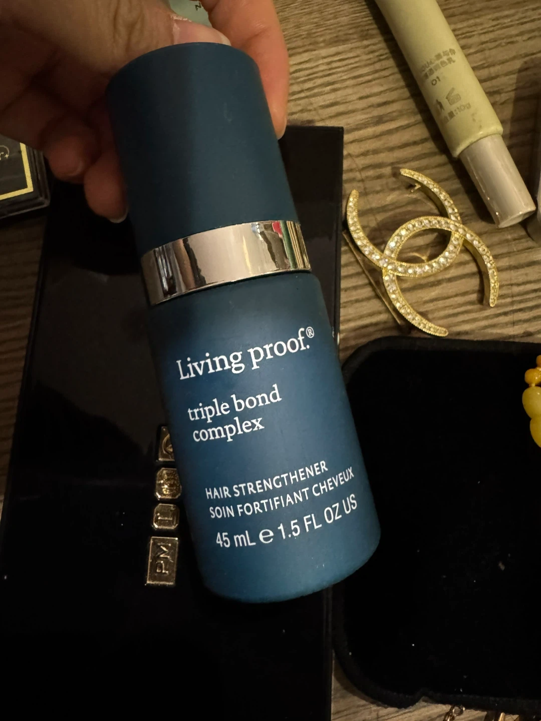 New: Full bottle of Living Proof Hair Strengthener - photo 3
