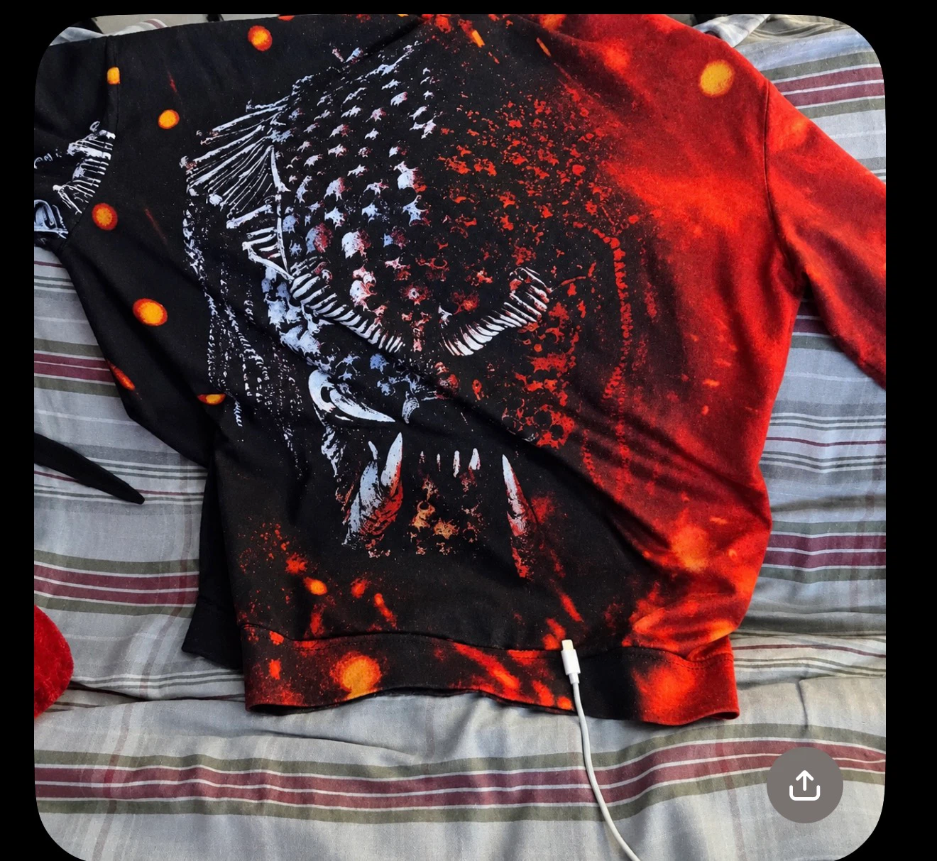 Graphic Print Pullover Hoodie