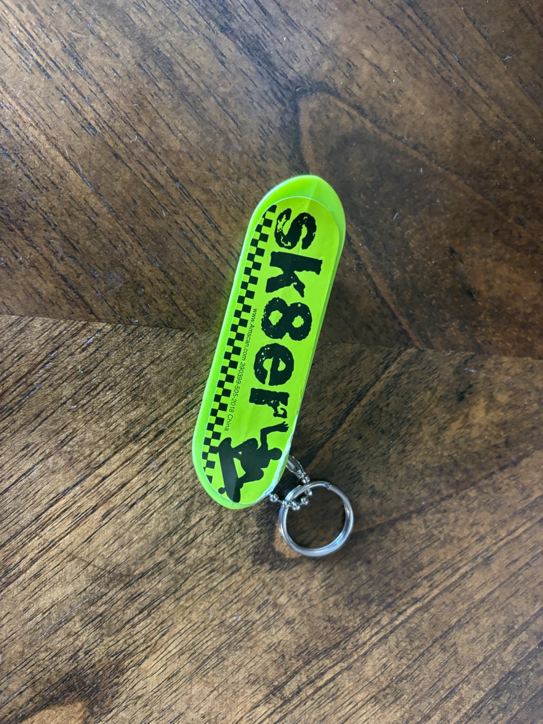 Amscan Sk8er Boy Skateboard Keychain