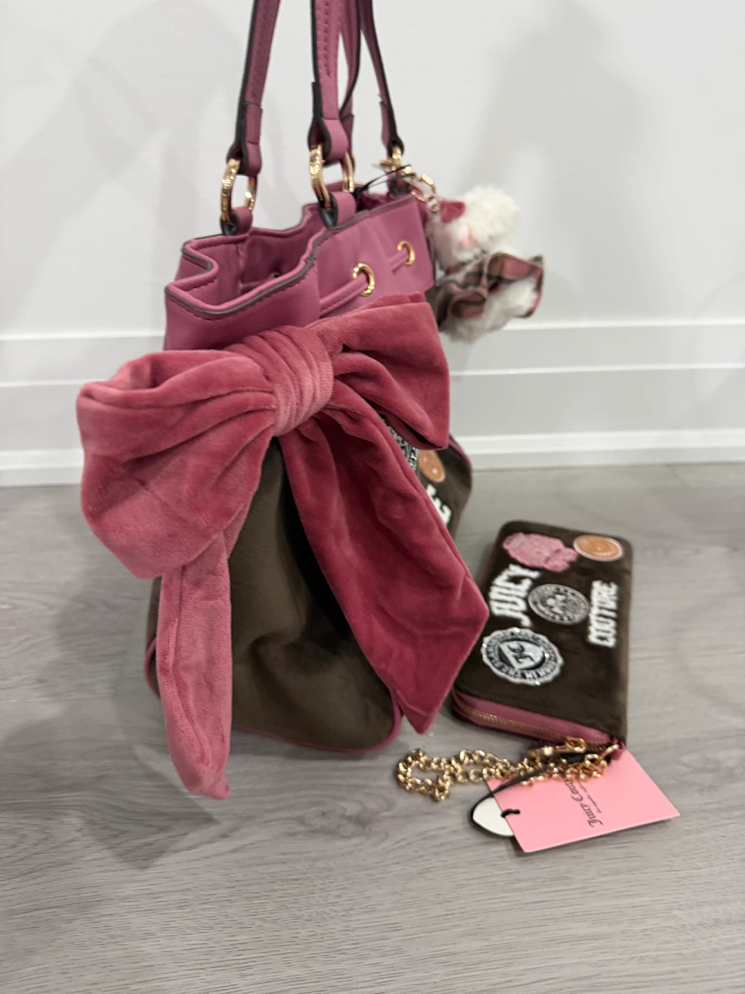 Juicy Couture Handbag and Matching Wallet Set - photo 4