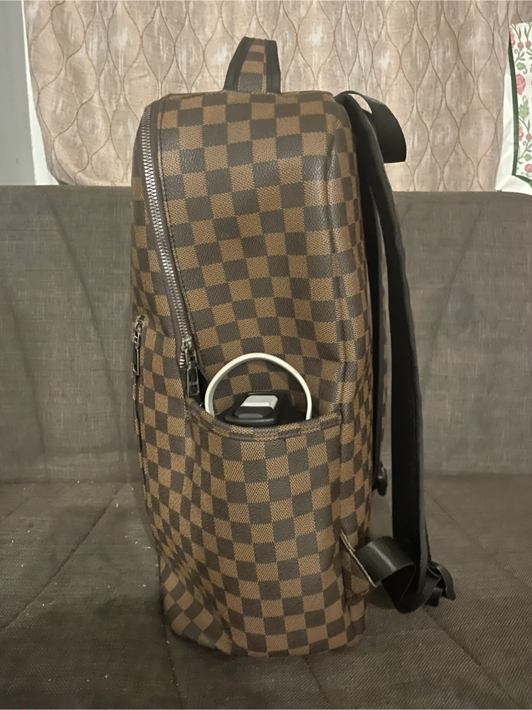 Louis Vuitton Damier Ebene Backpack - photo 4