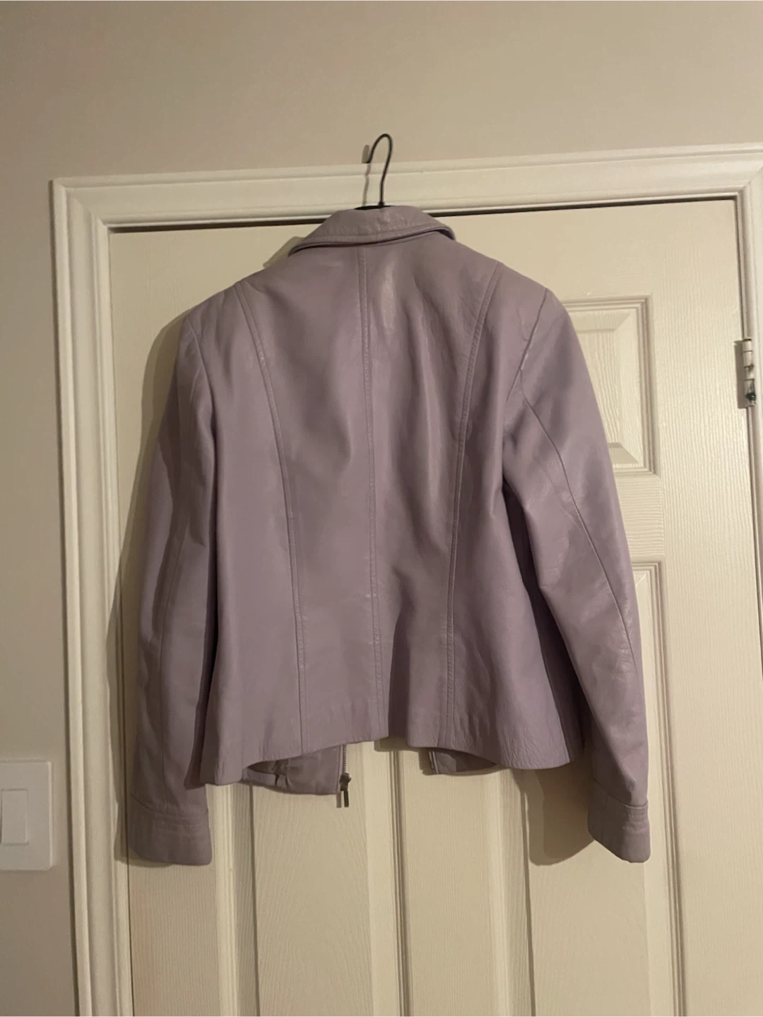Danier Leather Jacket Lilac size medium - photo 2