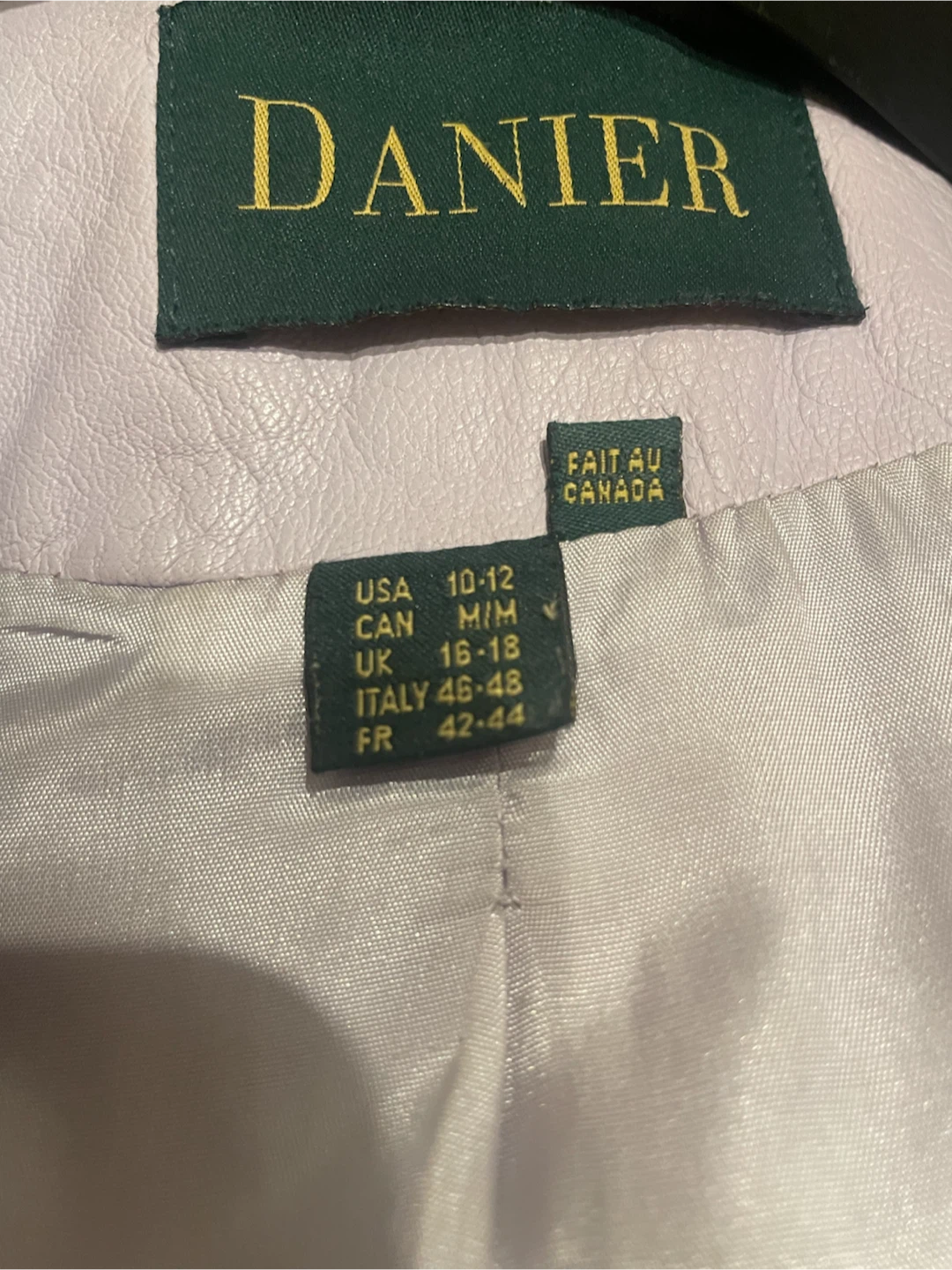 Danier Leather Jacket Lilac size medium - photo 3