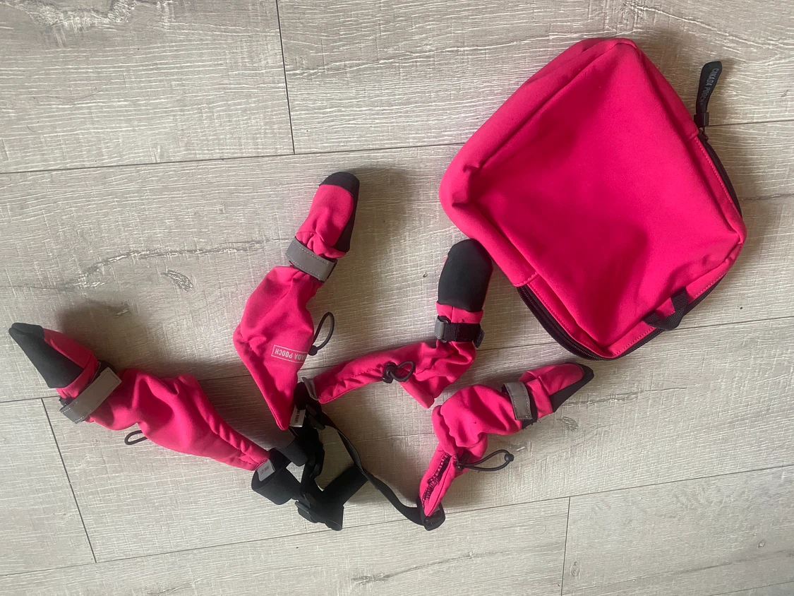 Canada Pooch Dog Boots Size 1