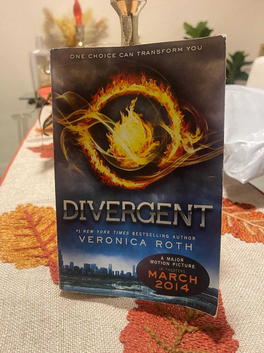Divergent by Veronica Roth