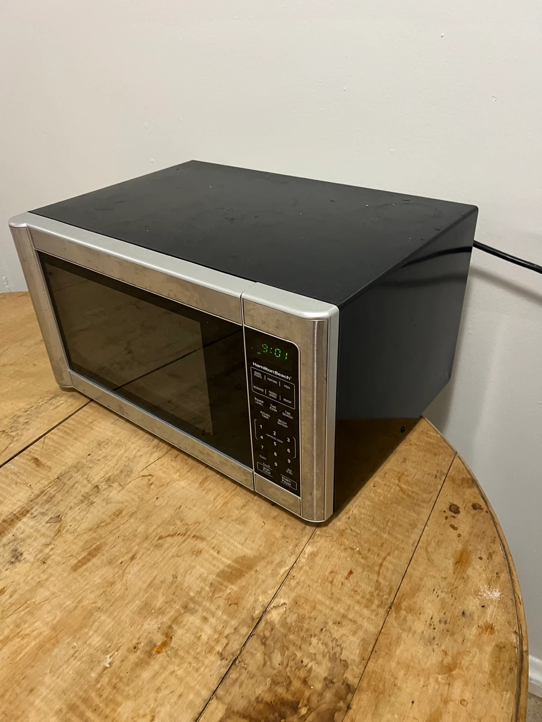 Microwave - photo 2