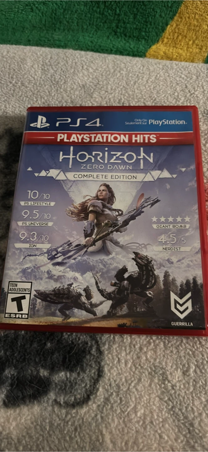 Horizon Zero Dawn Complete Edition - PS4