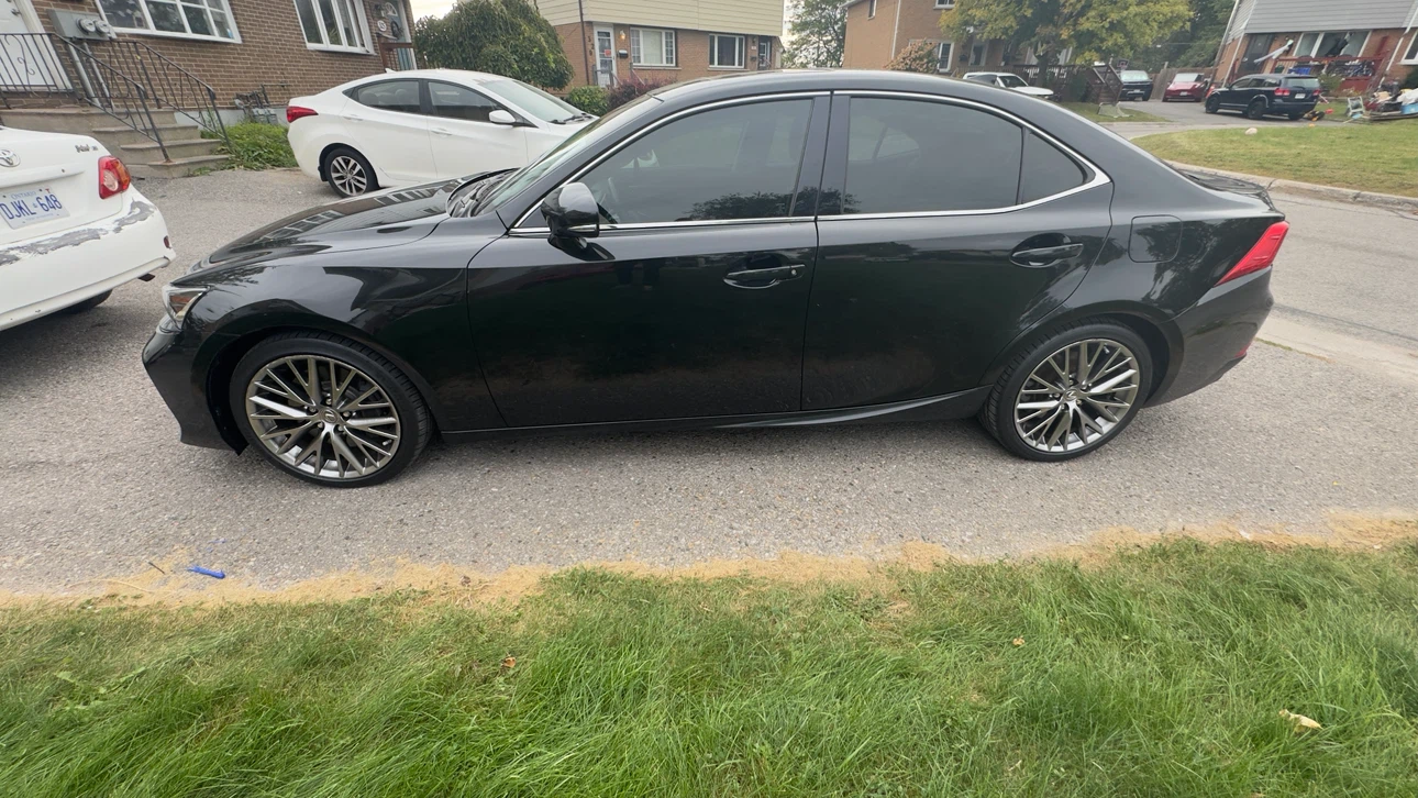 Lexus IS 300 AWD - photo 3