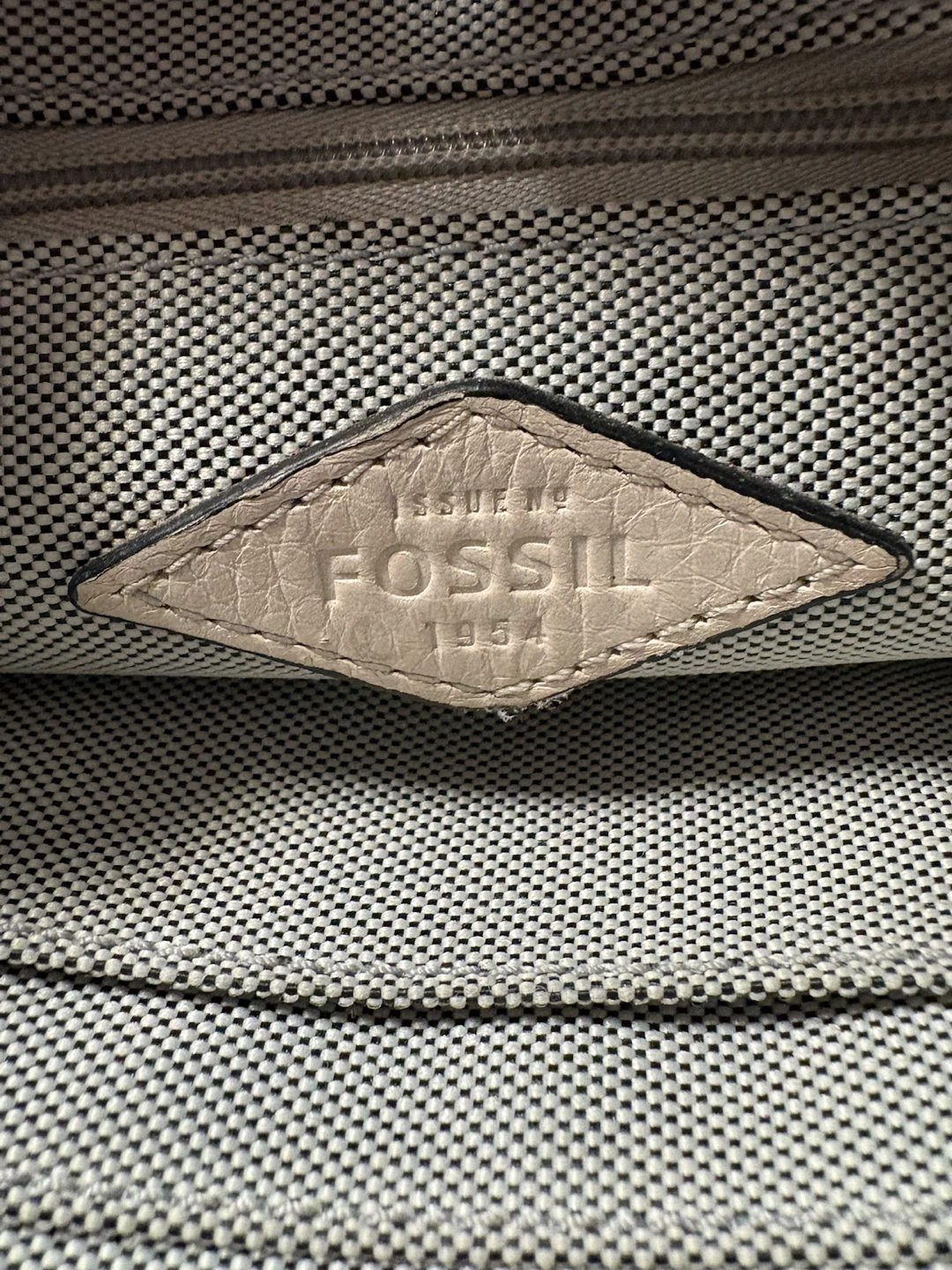 Fossil “Campbell” Leather Crossbody Bag - photo 4