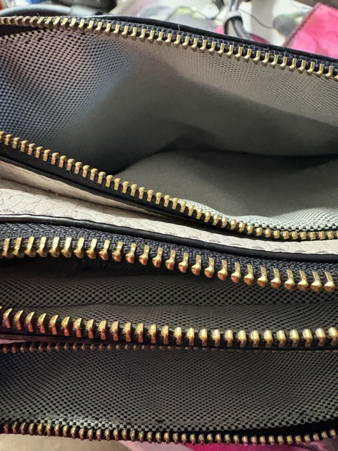 Fossil “Campbell” Leather Crossbody Bag - photo 5