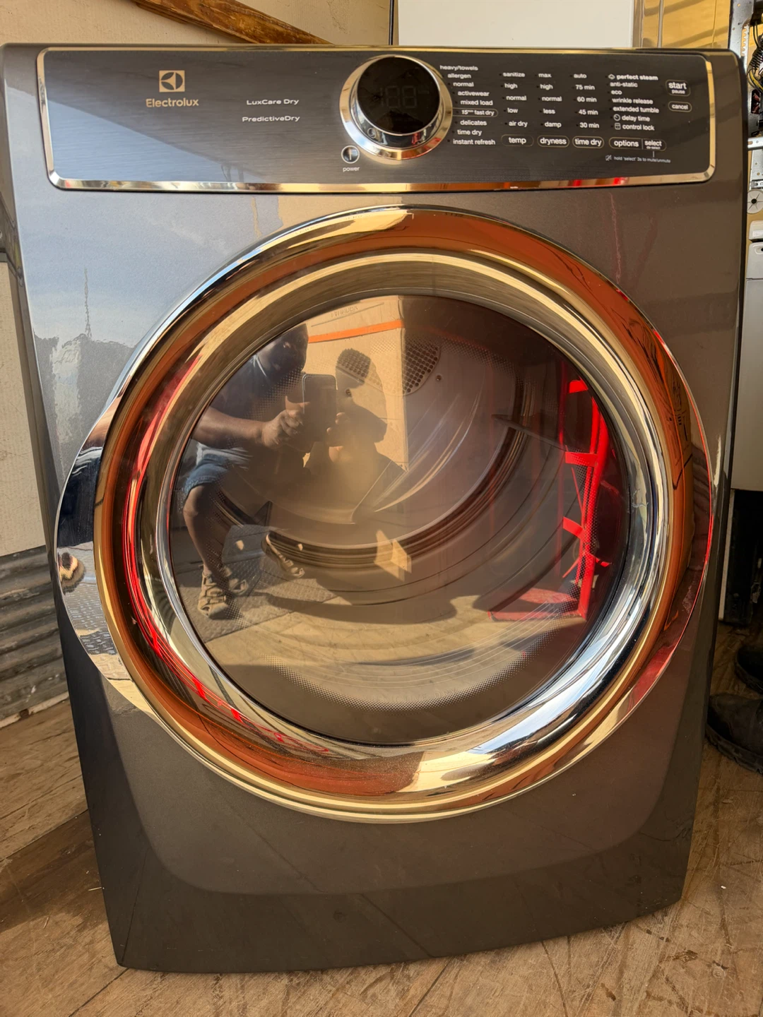 Electrolux LuxCare PredictiveDry Electric Clothes Dryer