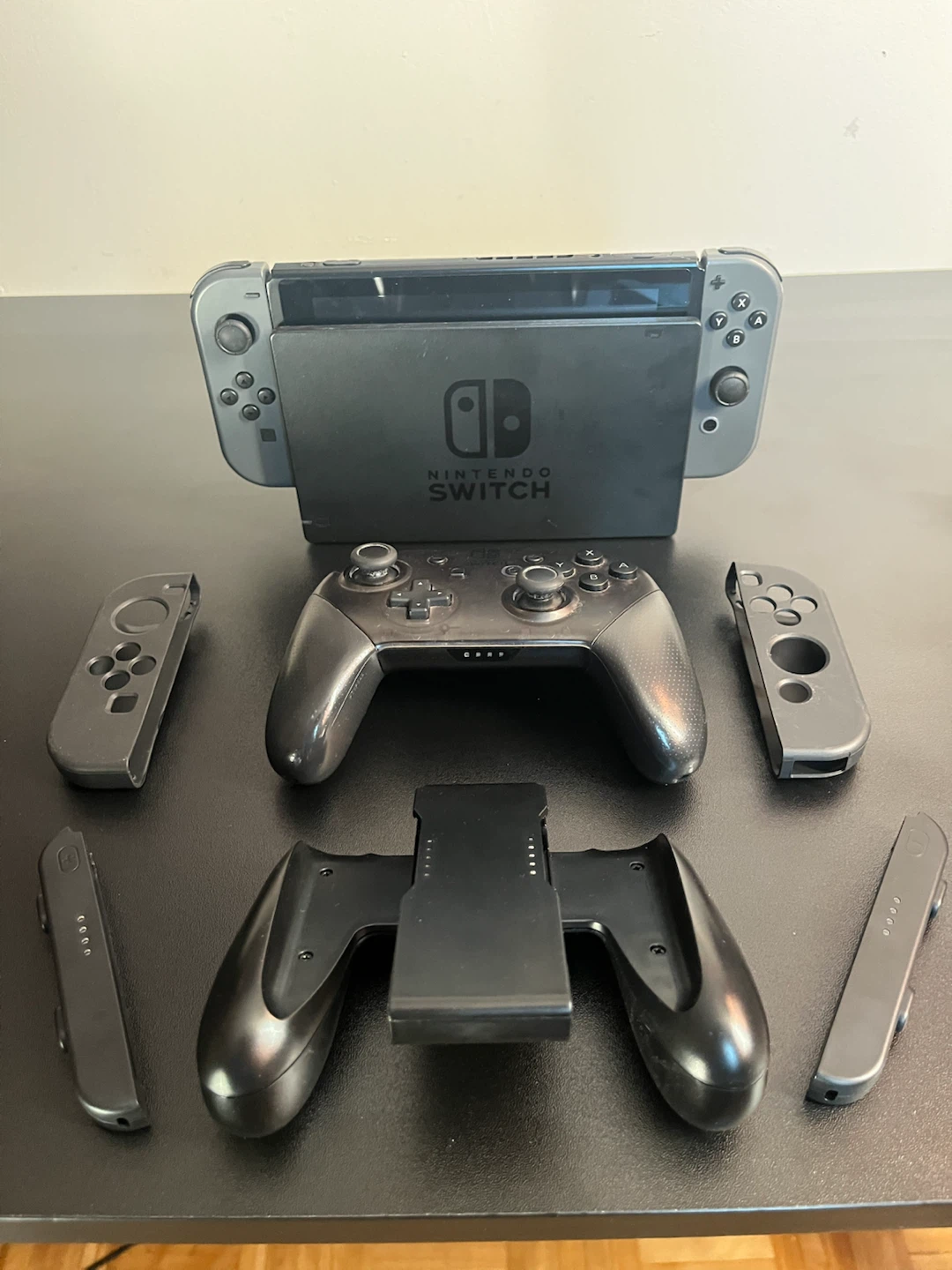 Nintendo Switch Console with Pro Controller - photo 3