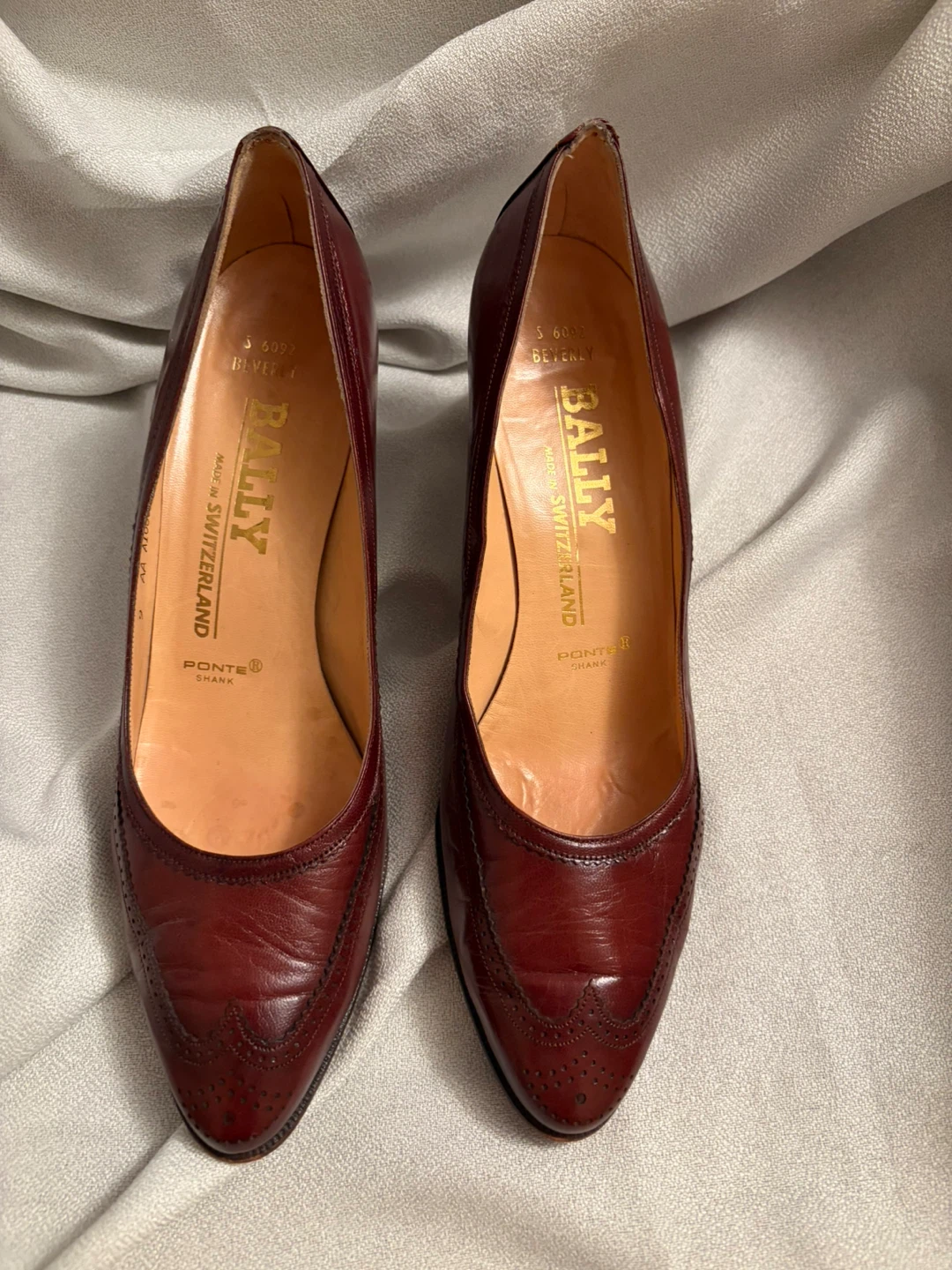 Bally Beverly Pumps Brown Leather