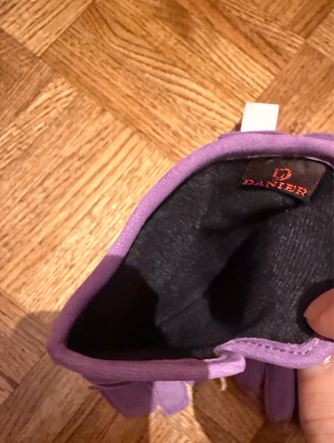 Danier Purple Genuine Leather Gloves - photo 4