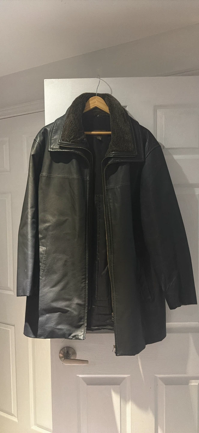 Danier Men's Black Leather Jacket
