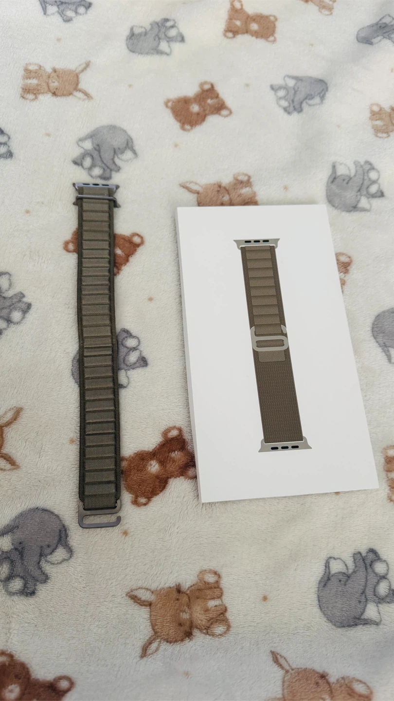 Apple Watch Alpine Loop Olive