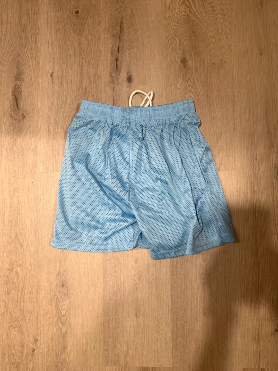 EE shorts no bag medium - photo 2