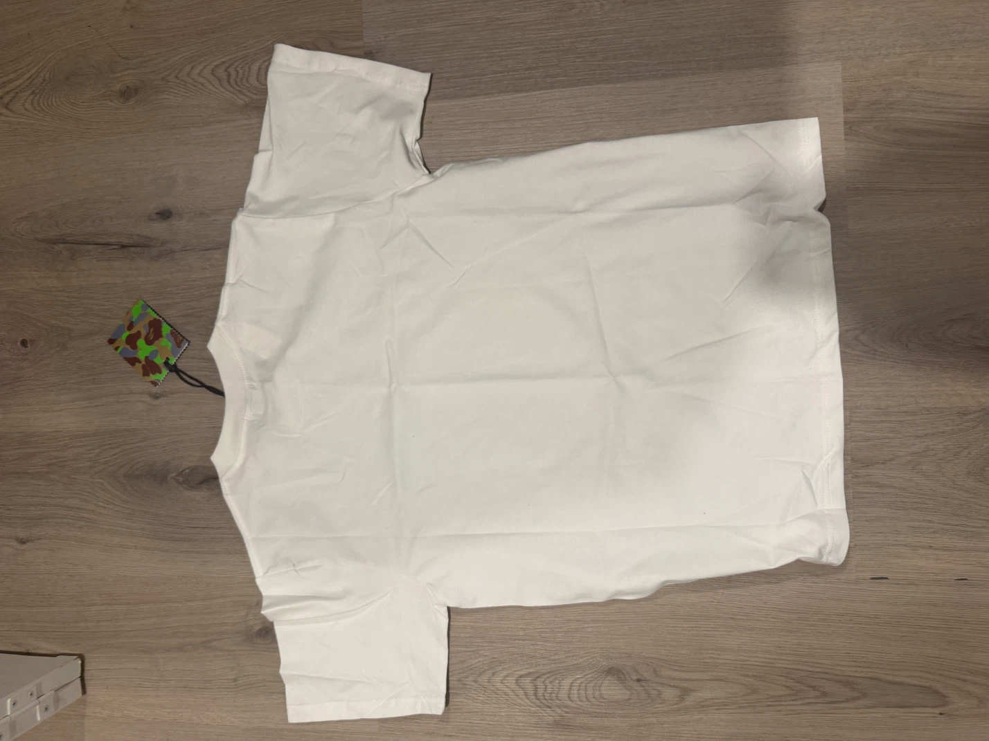 A Bathing Ape White T-Shirt no bag ( ripped ) - photo 2