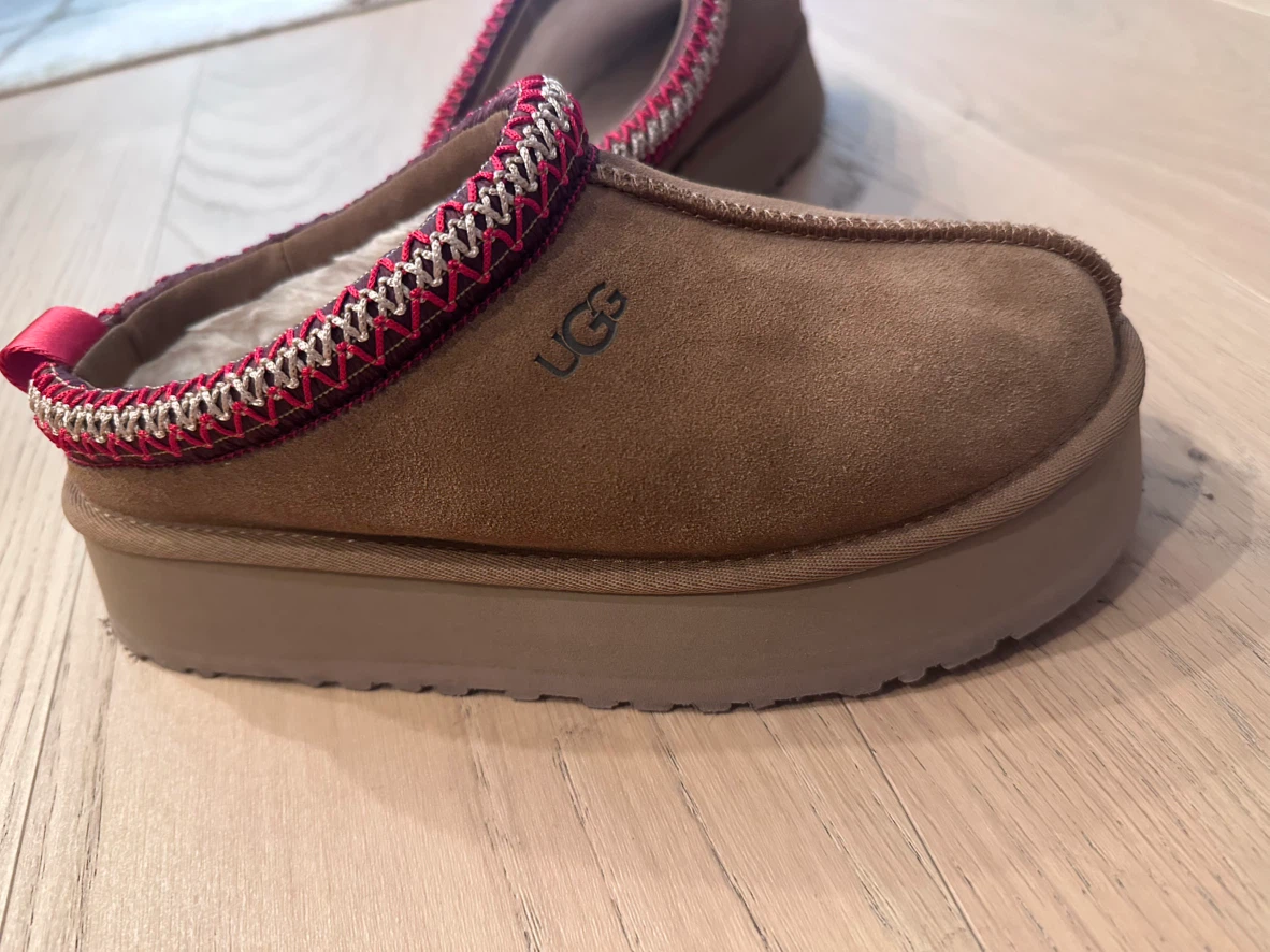 UGG Tasman Platform Slippers