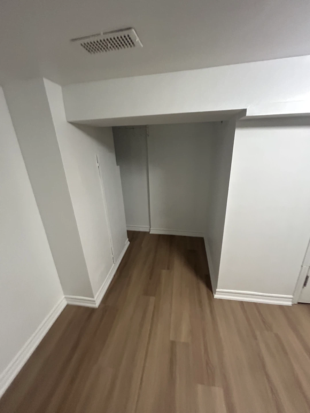 Basement for rent - photo 5