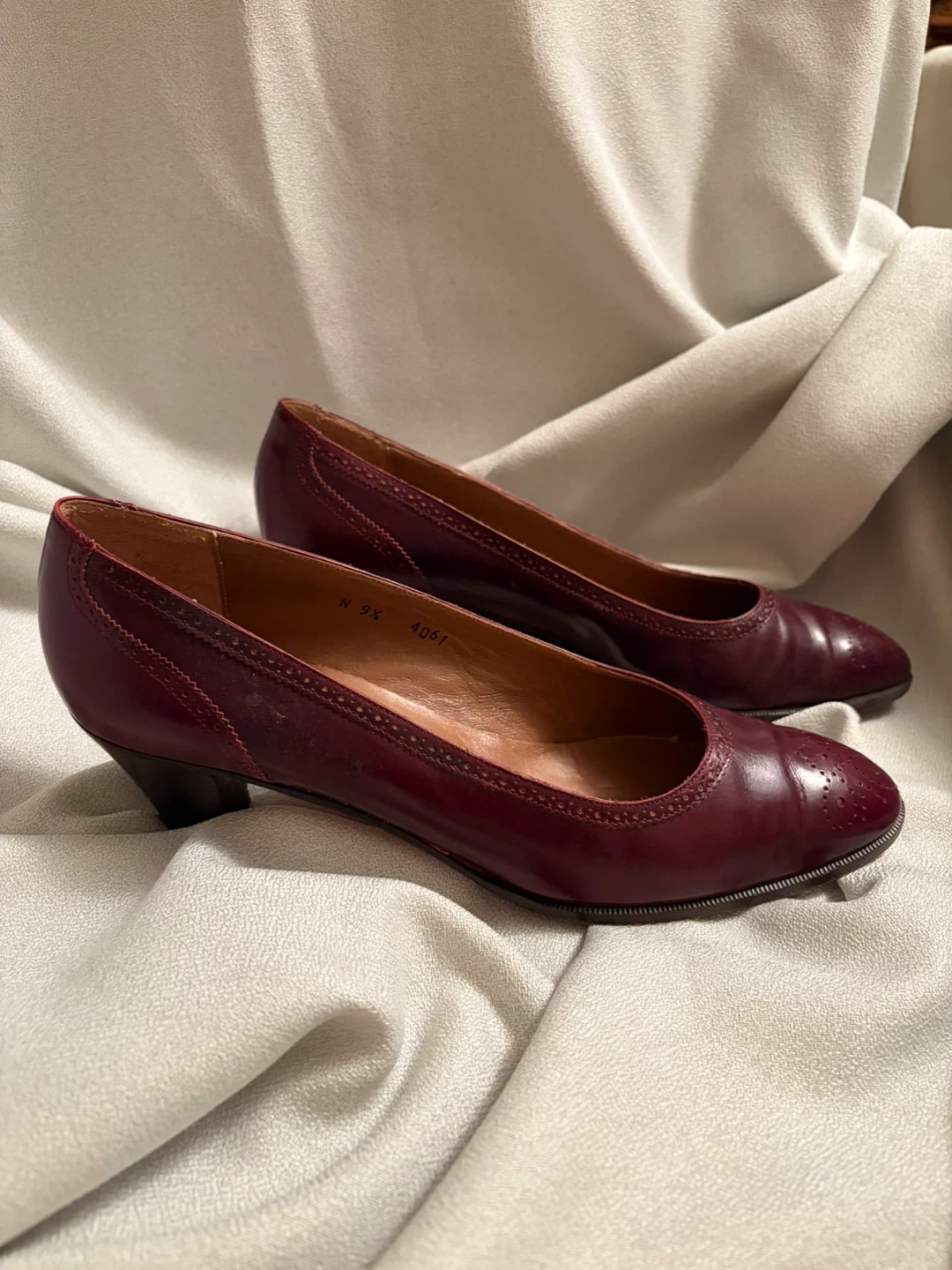 Brooks Brothers Burgundy Leather Pumps - photo 5