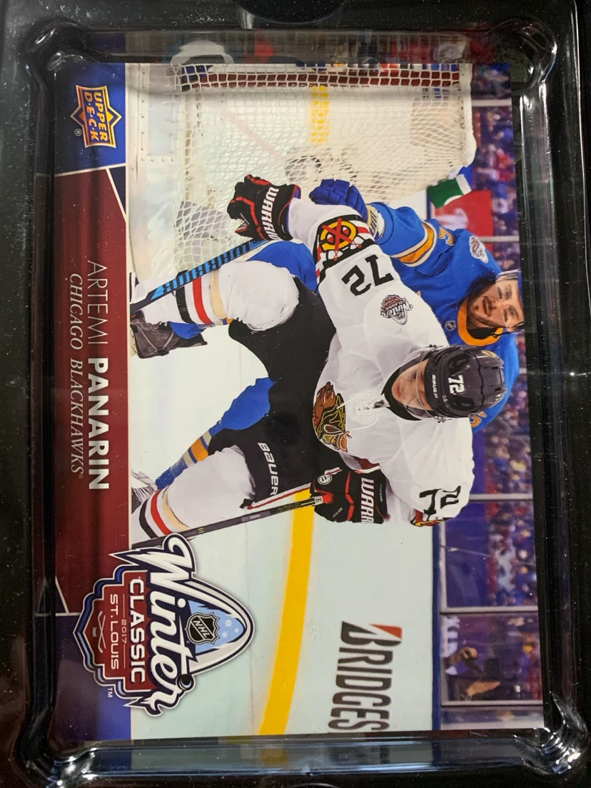 2017-18 Upper Deck Artemi Panarin Hockey Card - photo 3