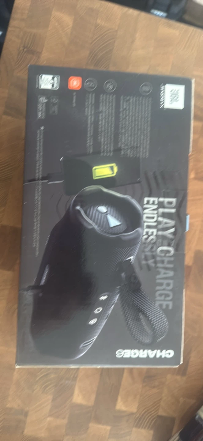 JBL Charge 6 Bluetooth Speaker