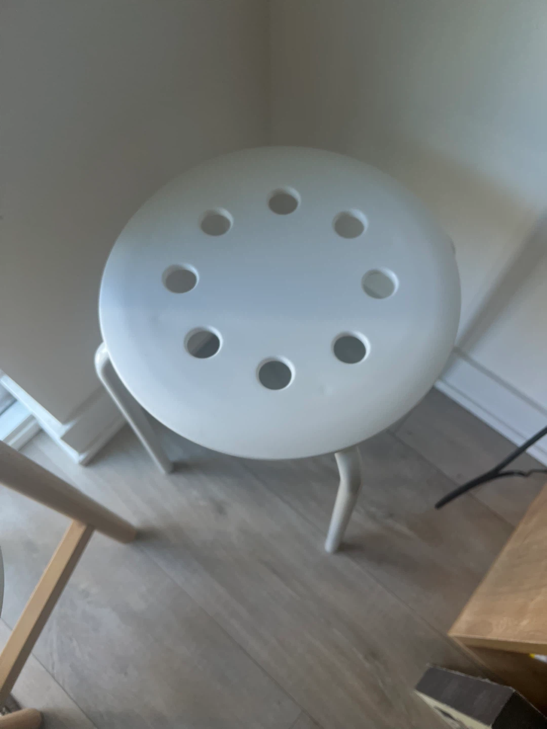 white stool(moving out sale) - photo 4