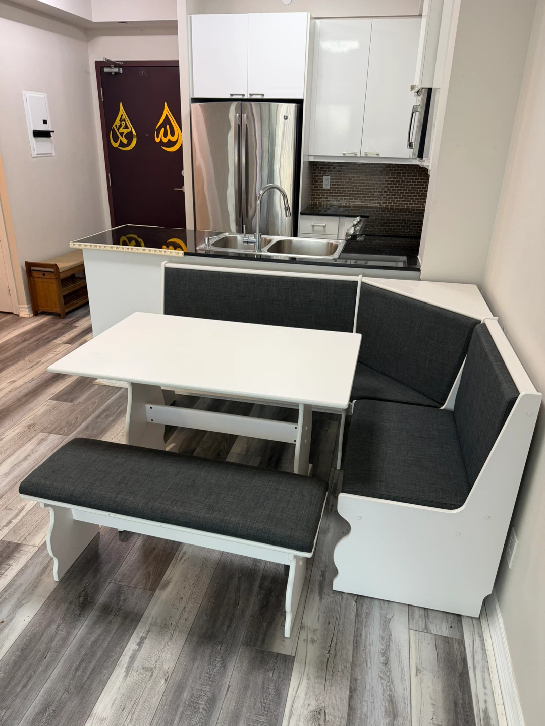 White Corner Breakfast Nook Dining Set - photo 2