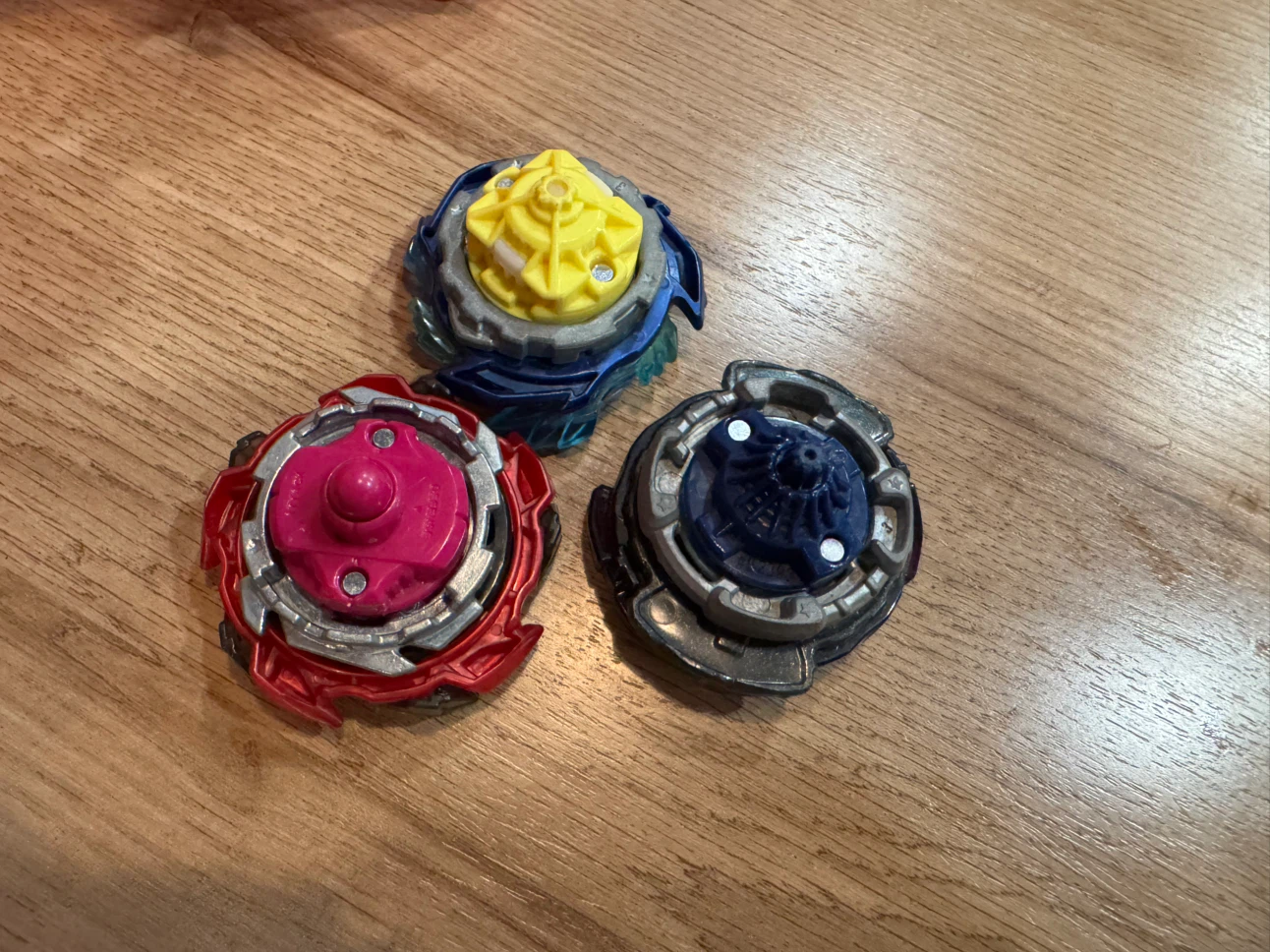 Set of 3 Beyblade Burst Spinning Tops - photo 2