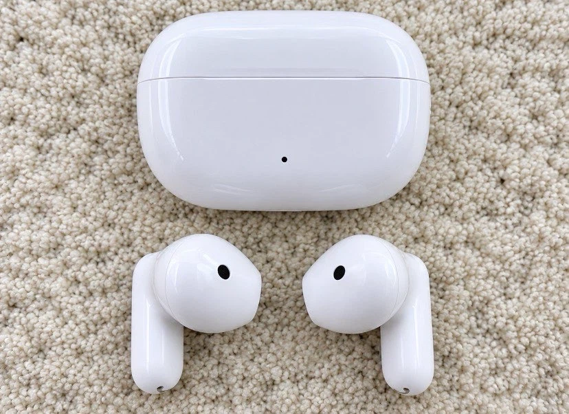 Phillips tatt 1207 brand new earbuds price is negotiable
