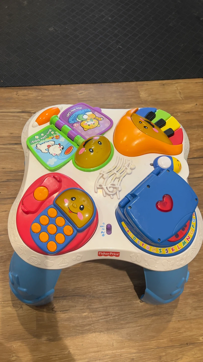 Fisher-Price Laugh & Learn Activity Table