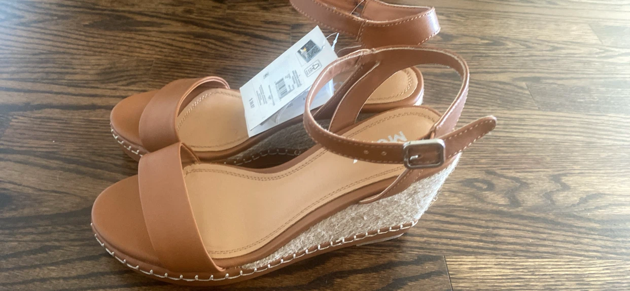 Mexx Tan Wedge Sandals - photo 4